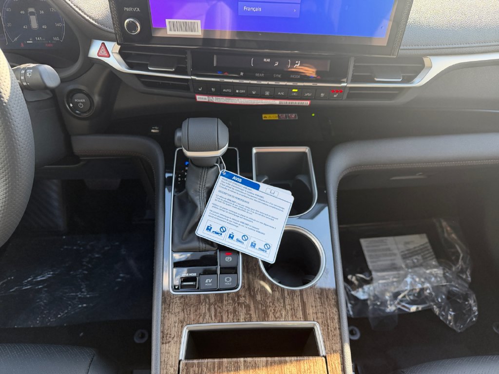 New 2026 Toyota Sienna Platinum AWD/4WD image 11