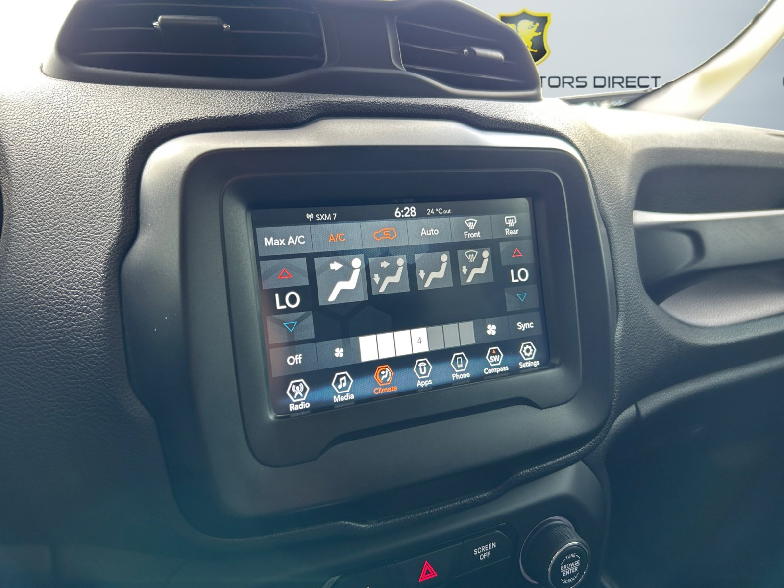 Used 2019 Jeep Renegade Latitude w/ Popular Equipment Group AWD/4WD image 13