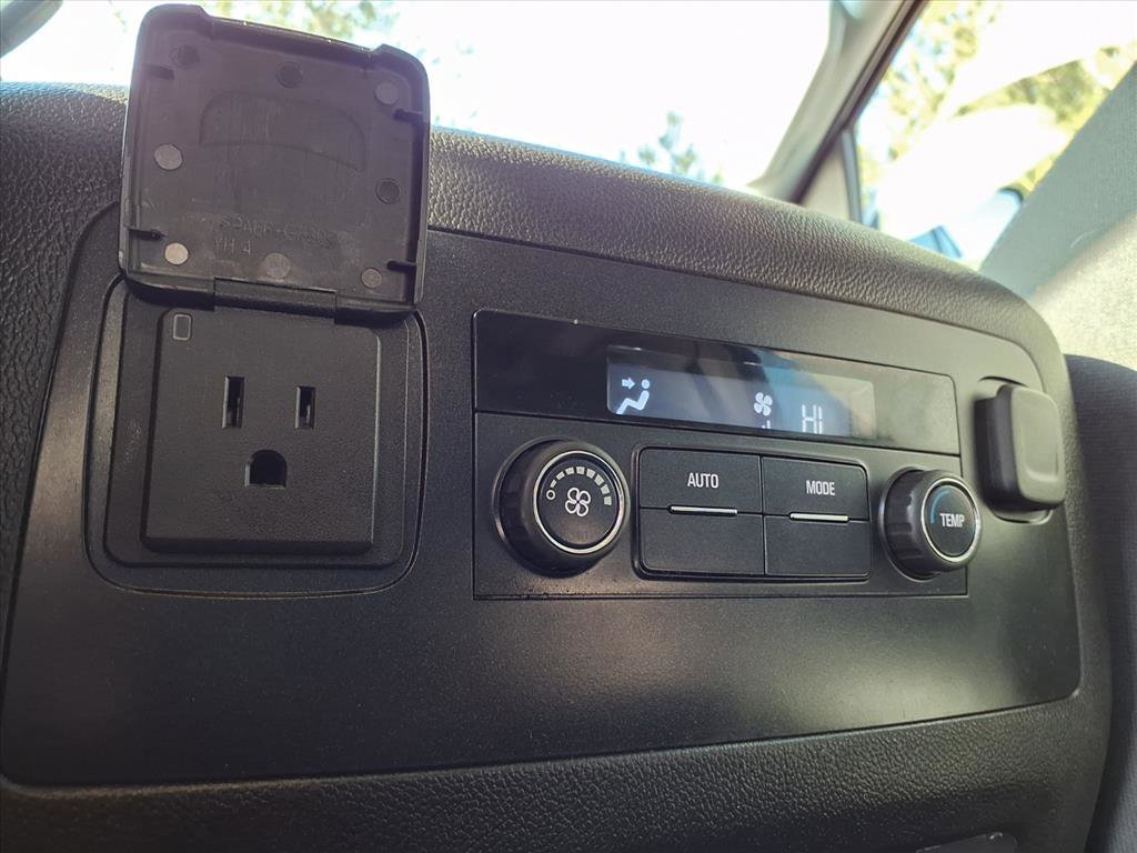 Certified 2019 Chevrolet Tahoe LS w/ Enhanced Driver Alert Package image 22