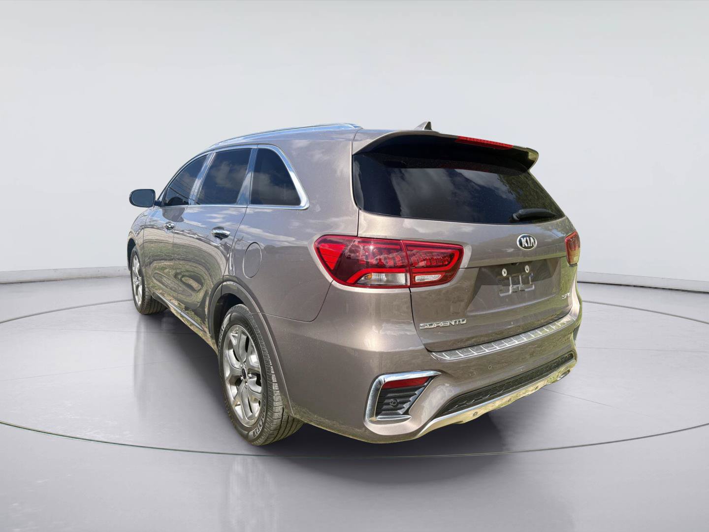 Used 2019 Kia Sorento SX FWD image 5
