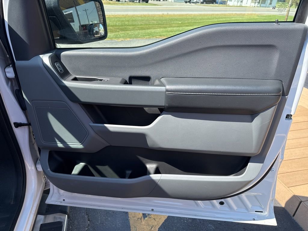 Used 2022 Ford F150 XLT w/ XTR Package image 29