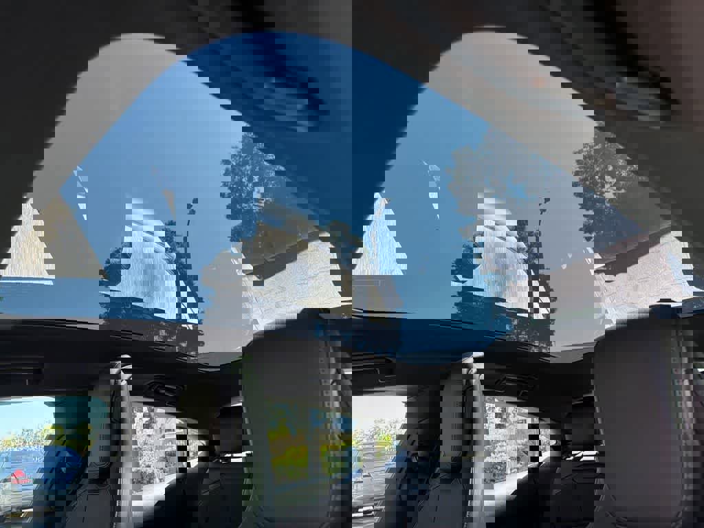 Used 2023 Porsche Taycan w/ Premium Package image 11