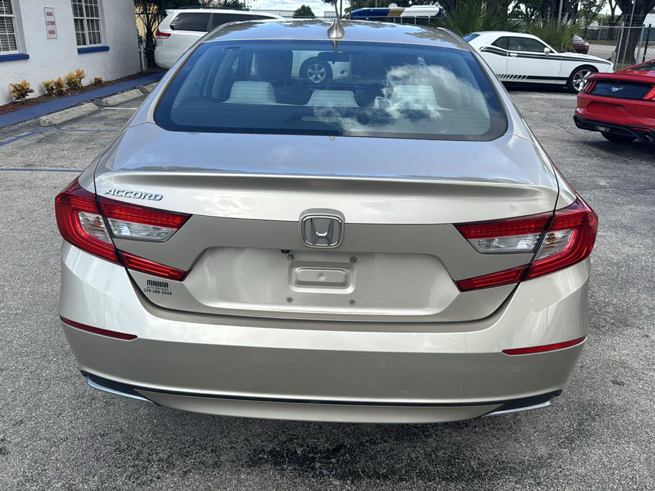 Used 2018 Honda Accord LX image 4