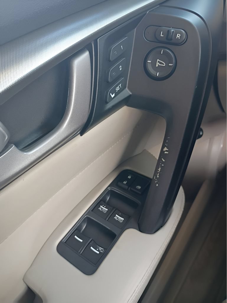 Used 2011 Acura TL w/ Technology Package FWD image 17