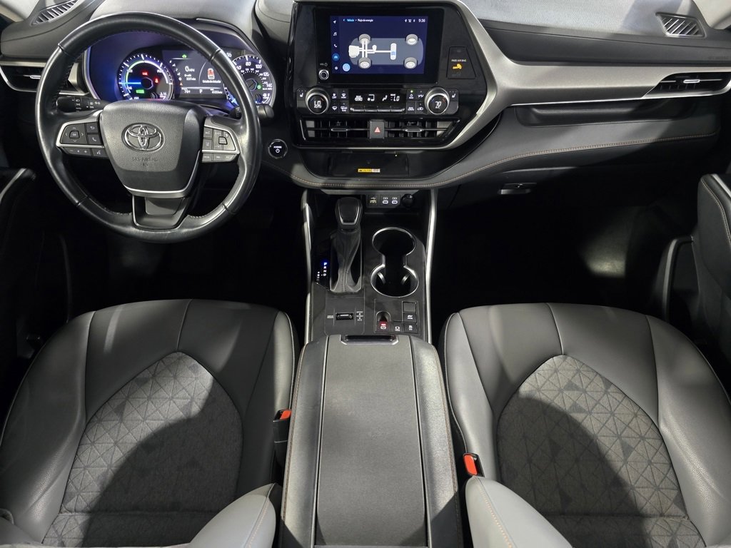 Used 2023 Toyota Highlander Bronze Edition image 31