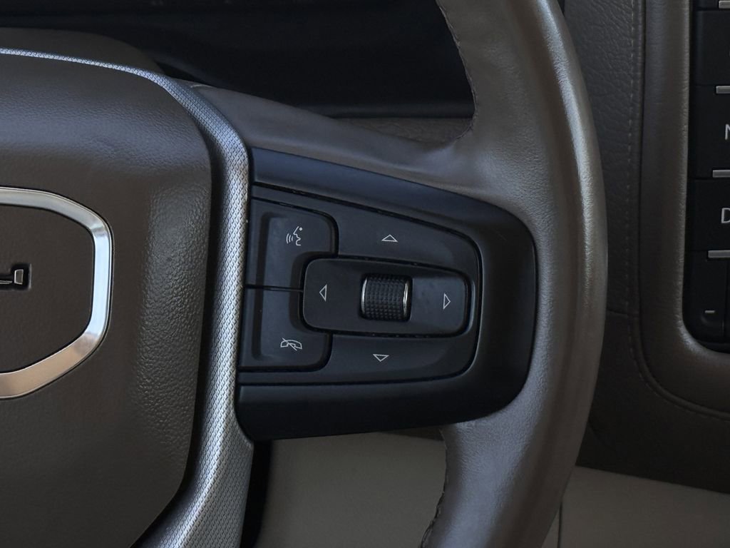 Used 2023 GMC Yukon Denali image 16