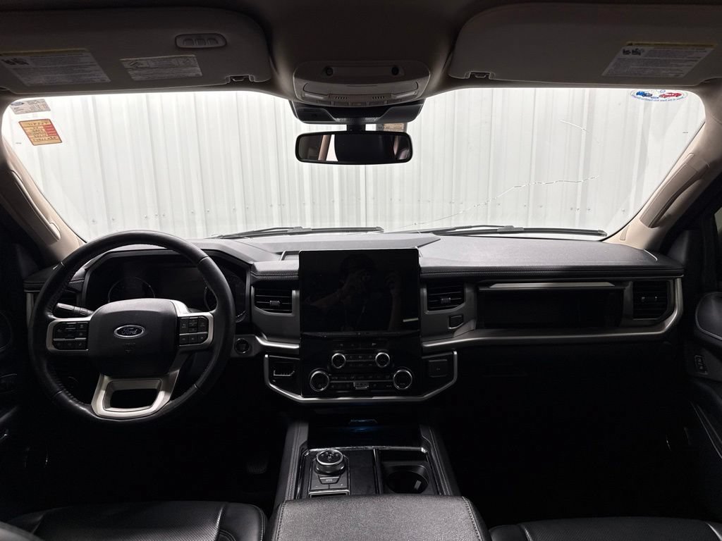 Used 2024 Ford Expedition XLT RWD image 14