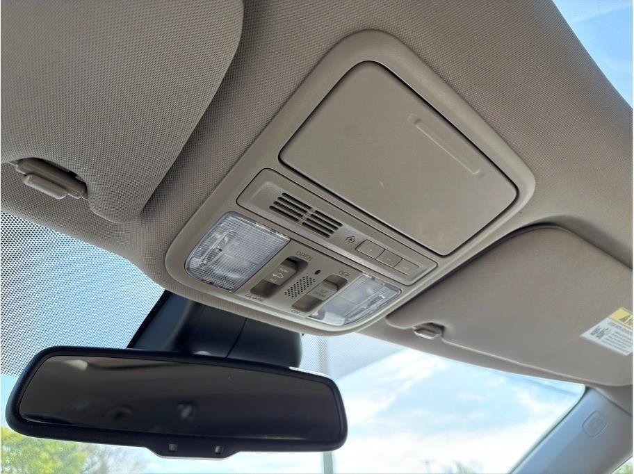 Used 2014 Honda Odyssey EX-L image 23