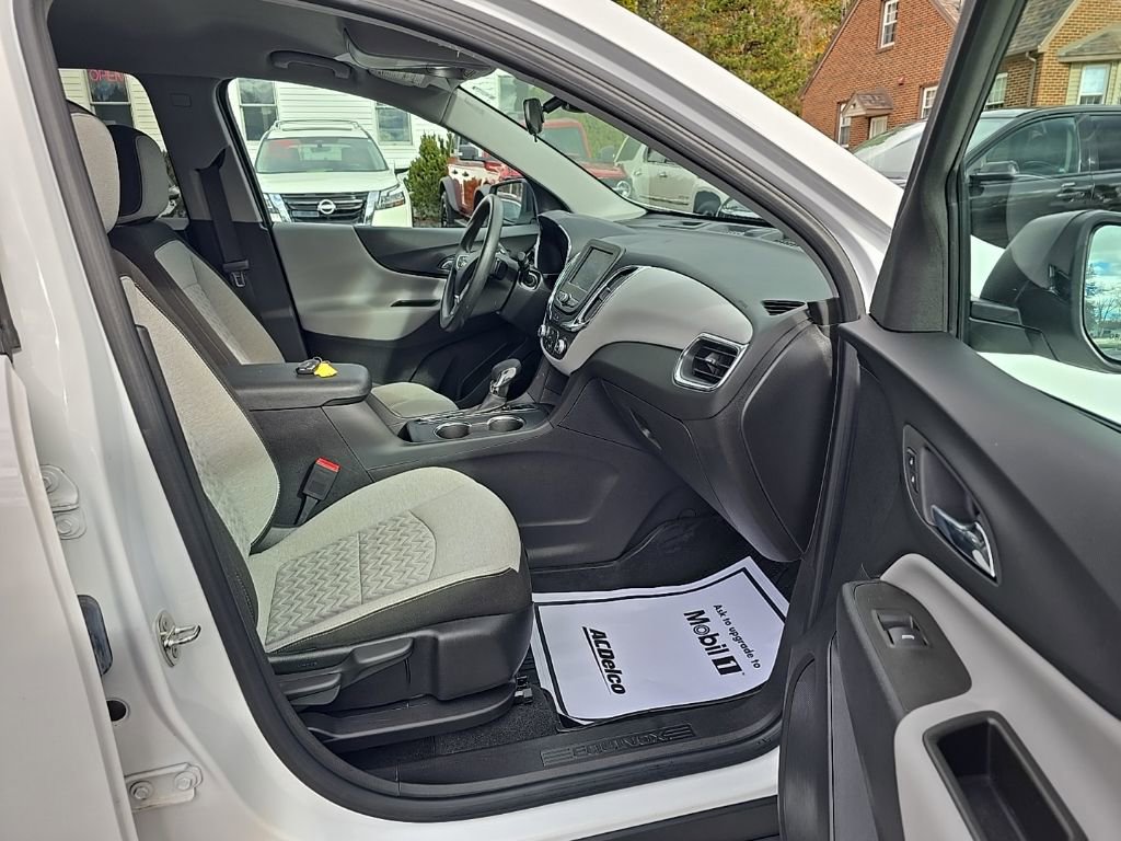 Used 2024 Chevrolet Equinox LS w/ LS Convenience Package image 14