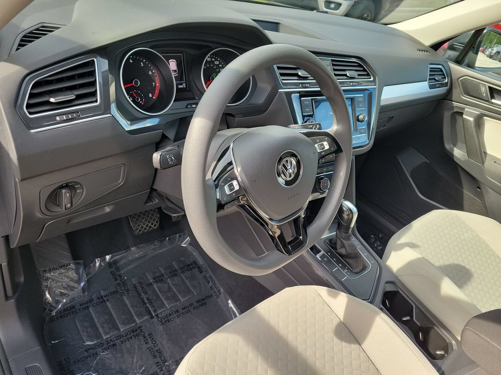 Used 2021 Volkswagen Tiguan S FWD image 7