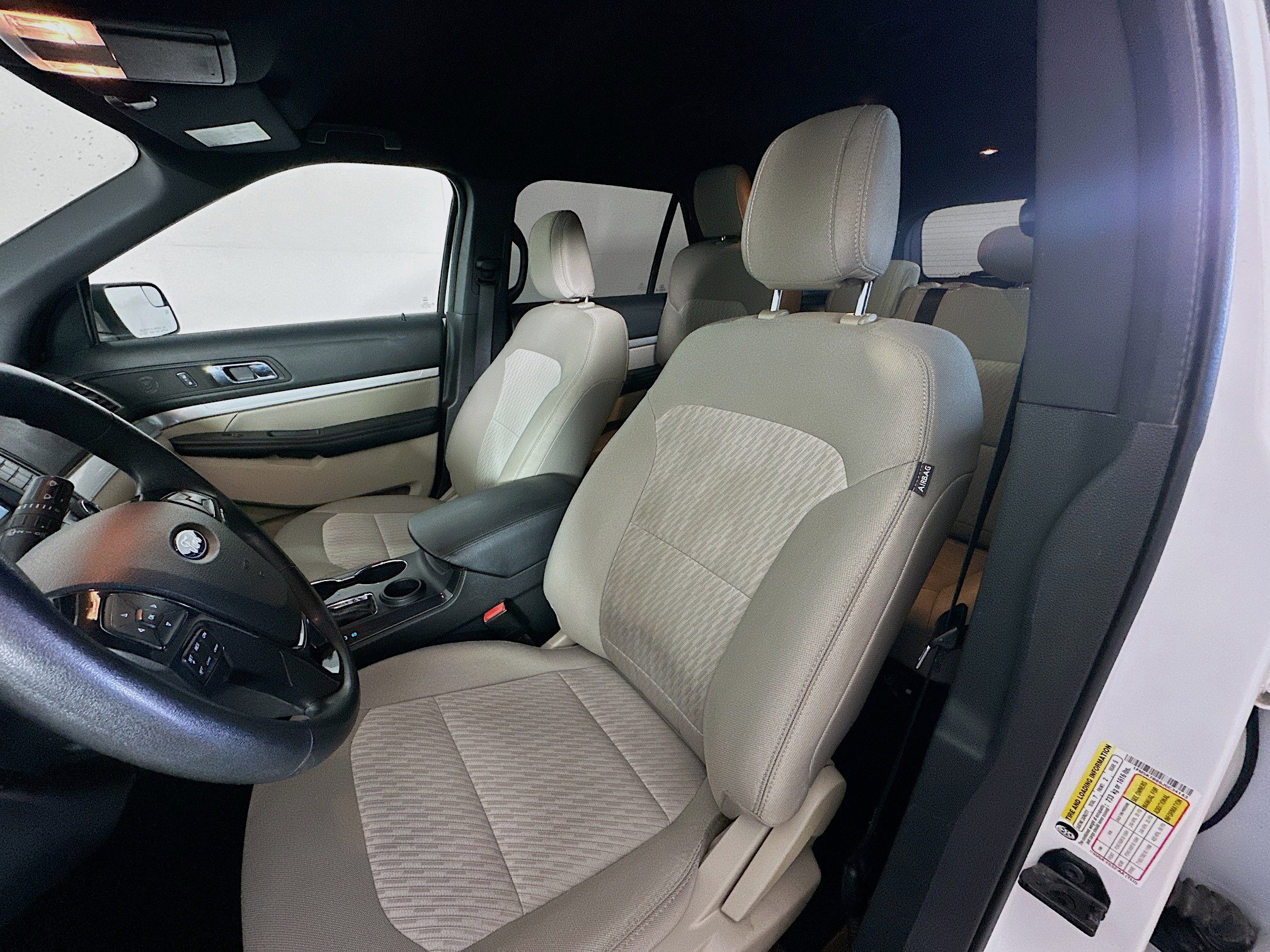 Used 2018 Ford Explorer FWD image 13