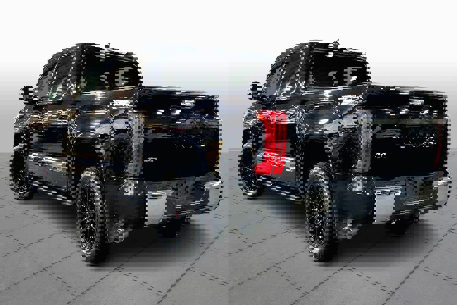 Used 2023 Toyota Tundra 1794 Edition image 12