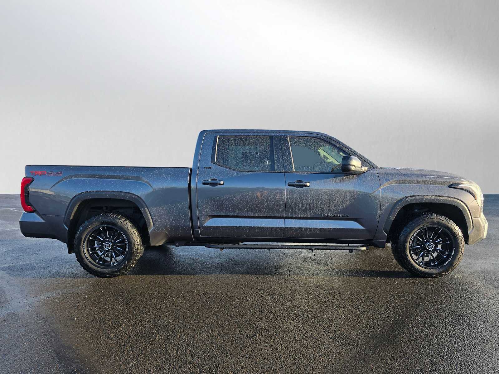 Used 2022 Toyota Tundra SR5 image 2