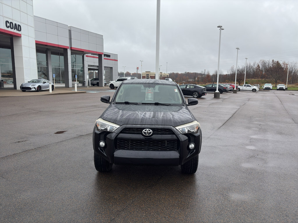 Used 2016 Toyota 4Runner SR5 image 8