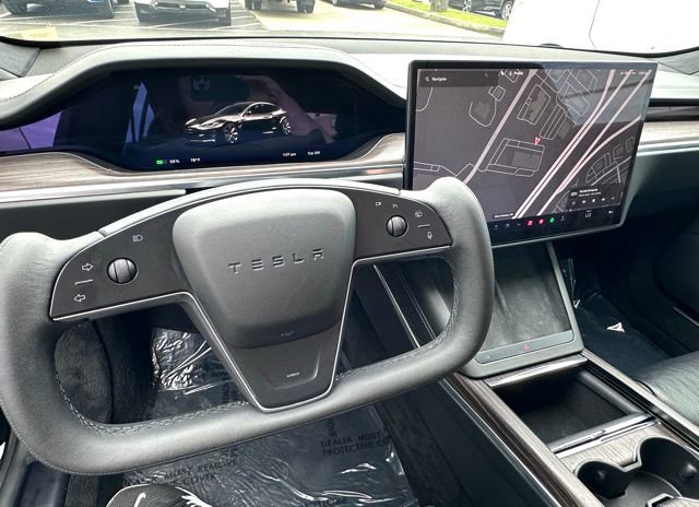 Used 2022 Tesla Model S image 10