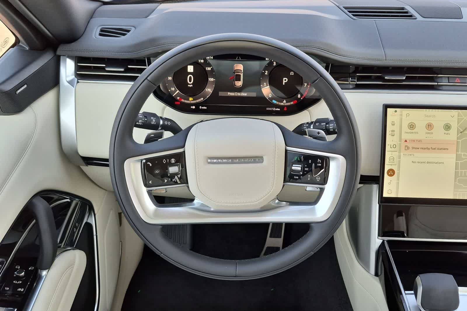 New 2026 Land Rover Range Rover Long Wheelbase SE AWD/4WD image 23