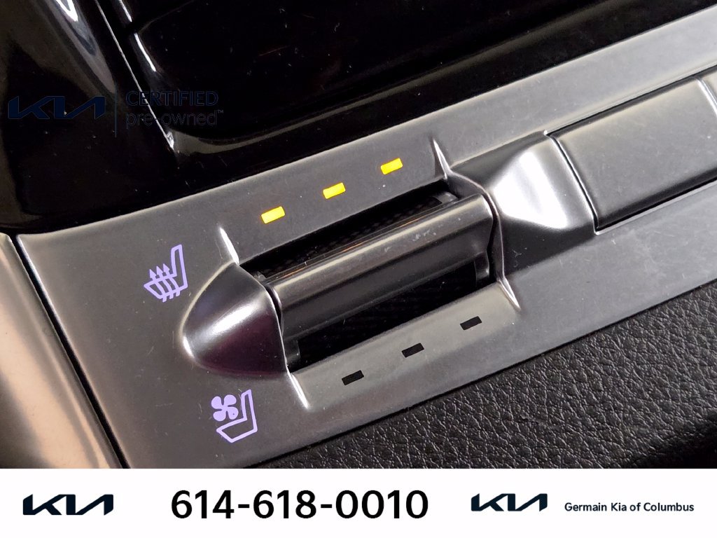 Certified 2023 Kia Carnival SX FWD image 31