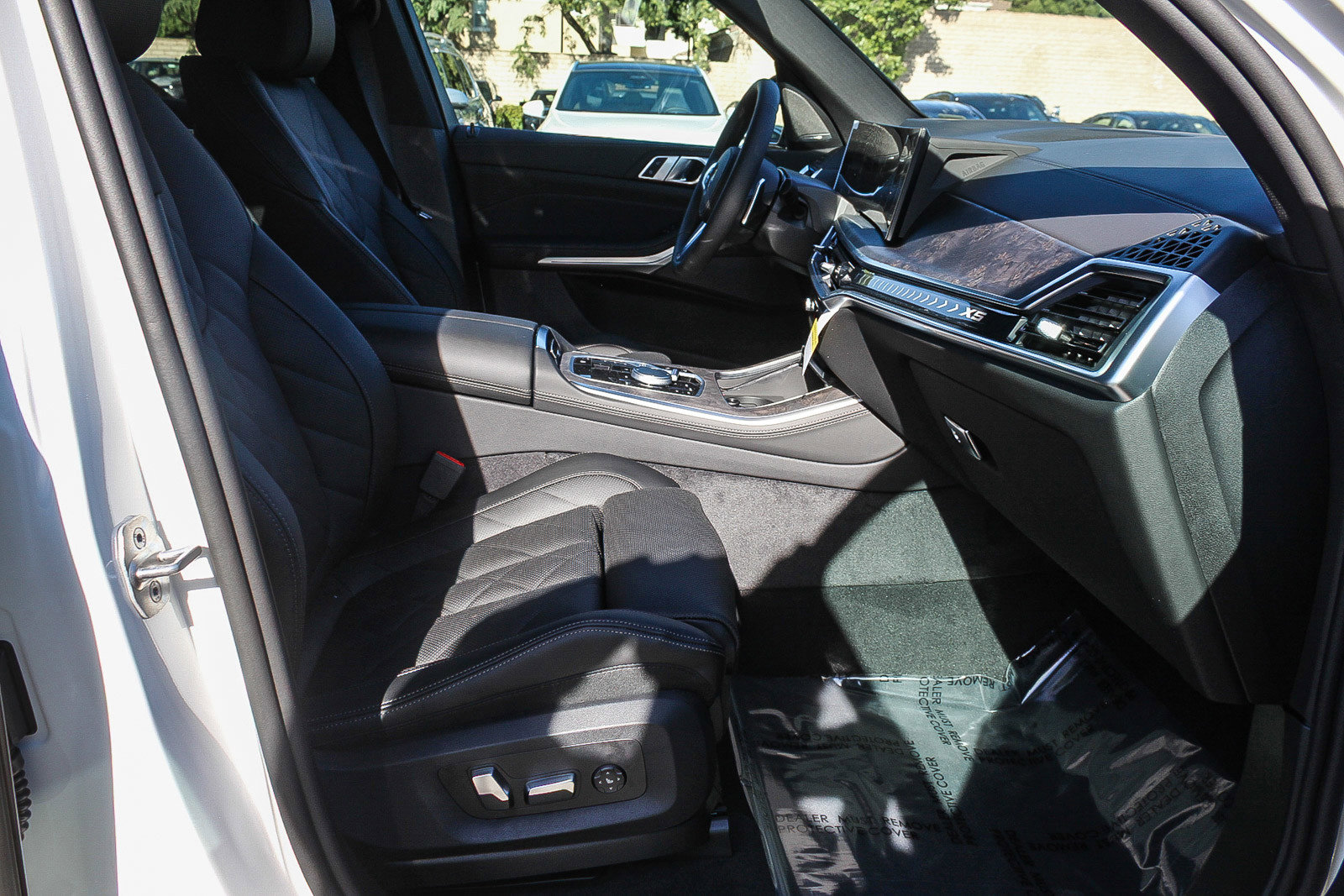 New 2026 BMW X5 sDrive40i w/ M Sport Package image 16