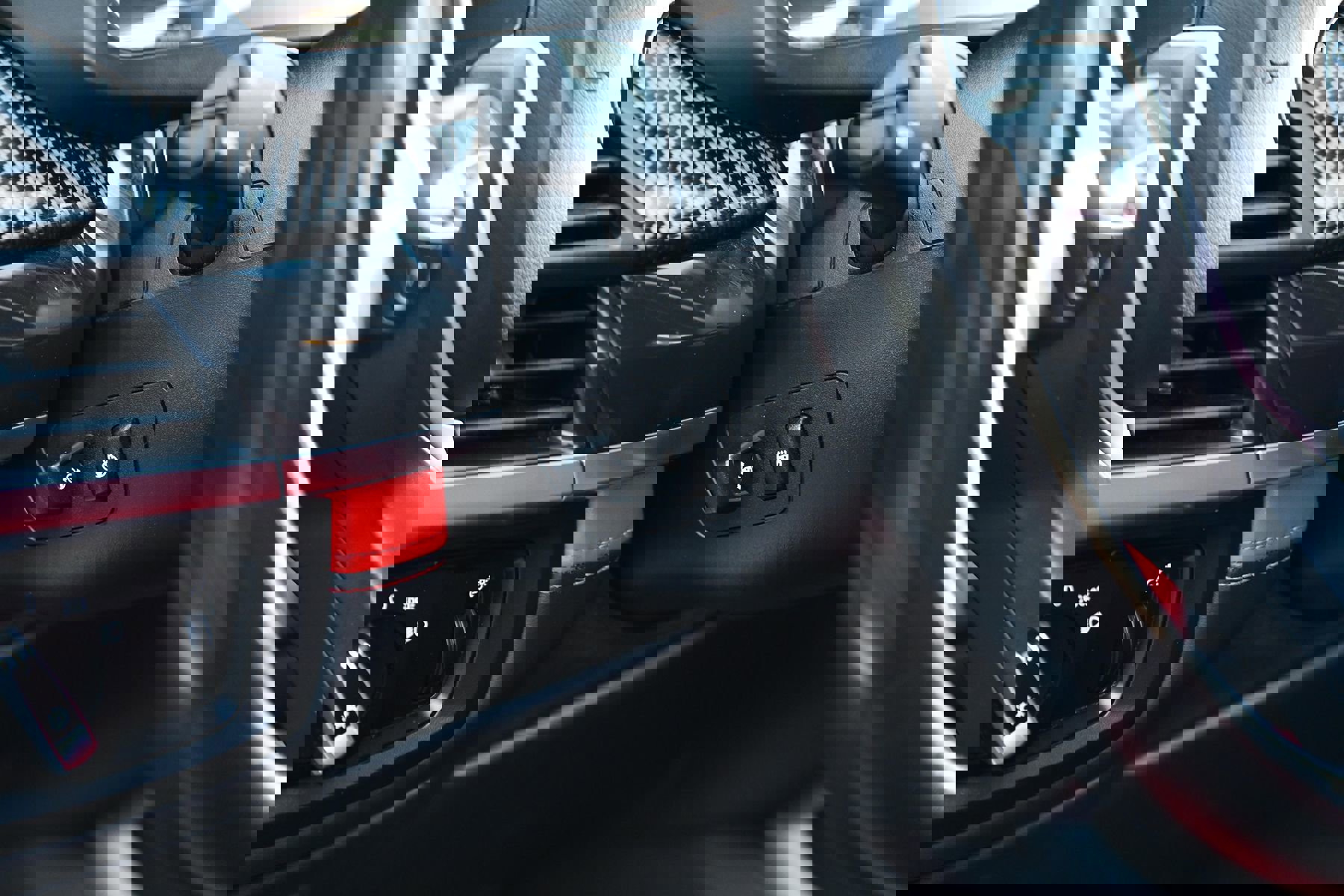 Used 2015 BMW X6 M image 24