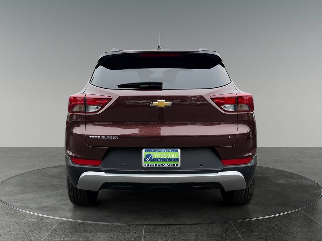 Used 2022 Chevrolet TrailBlazer LT w/ Convenience Package FWD image 8