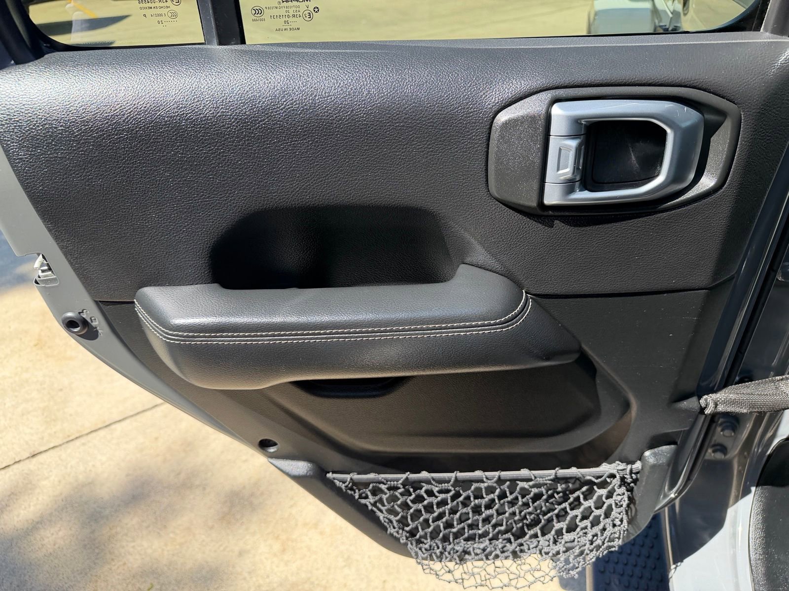 Used 2020 Jeep Wrangler Unlimited Sahara AWD/4WD image 23
