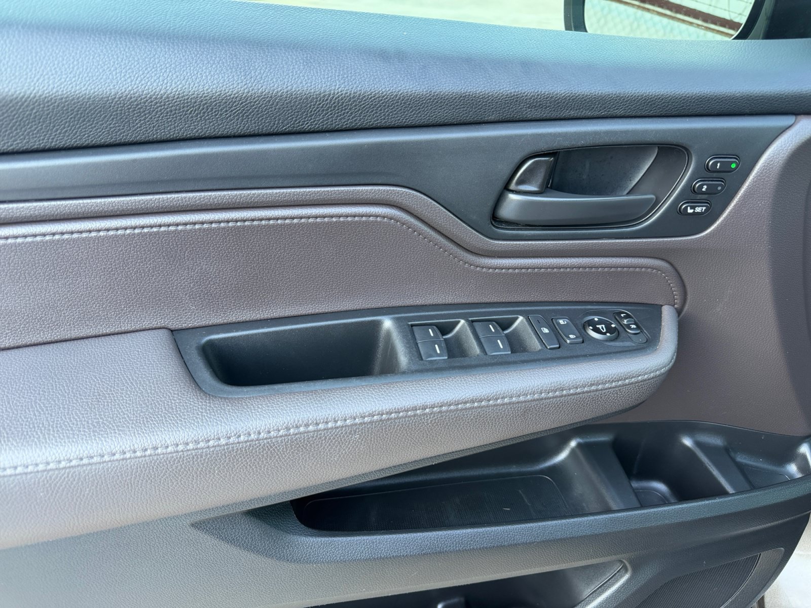 Used 2018 Honda Odyssey EX-L image 14