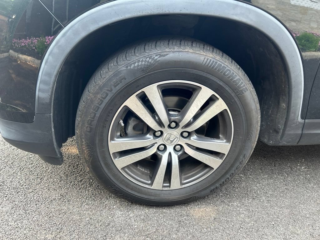 Used 2018 Honda Pilot EX image 8