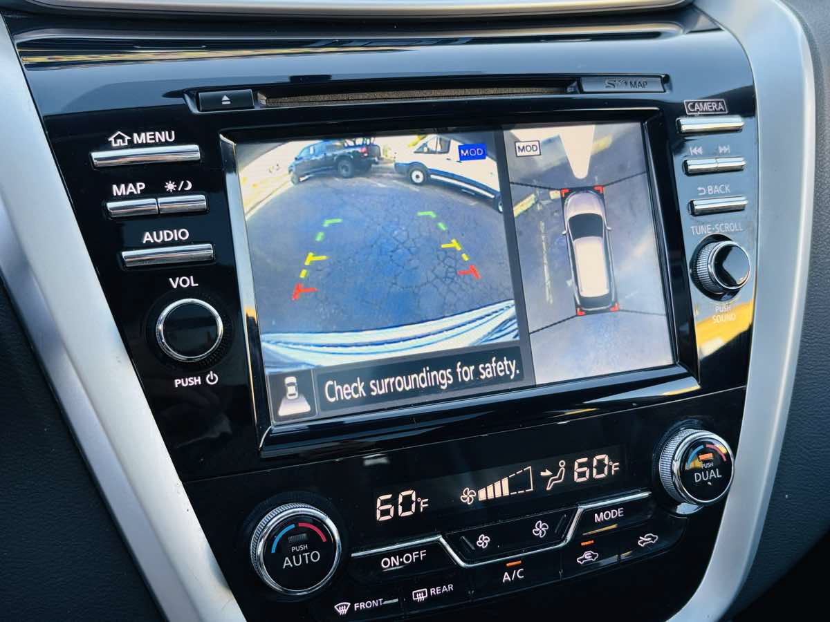 Used 2018 Nissan Murano Platinum w/ Cargo Package FWD image 25
