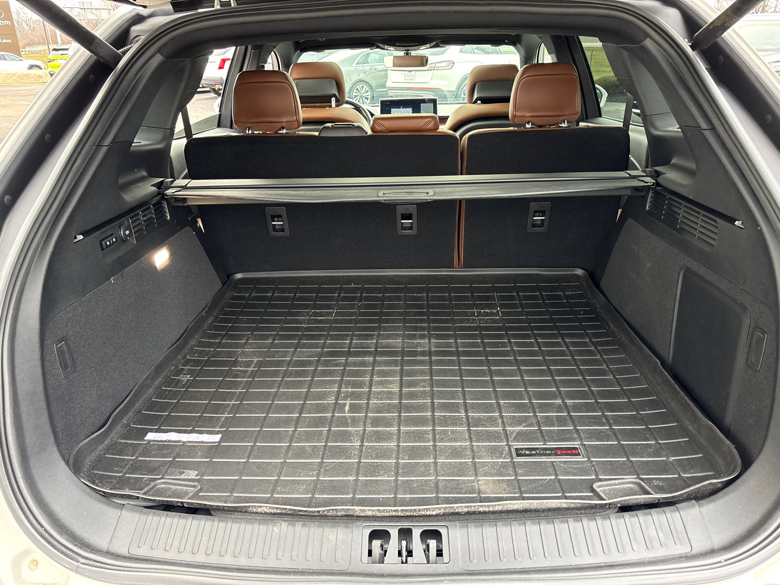 Certified 2023 Lincoln Nautilus Reserve w/ Equipment Group 201A image 9