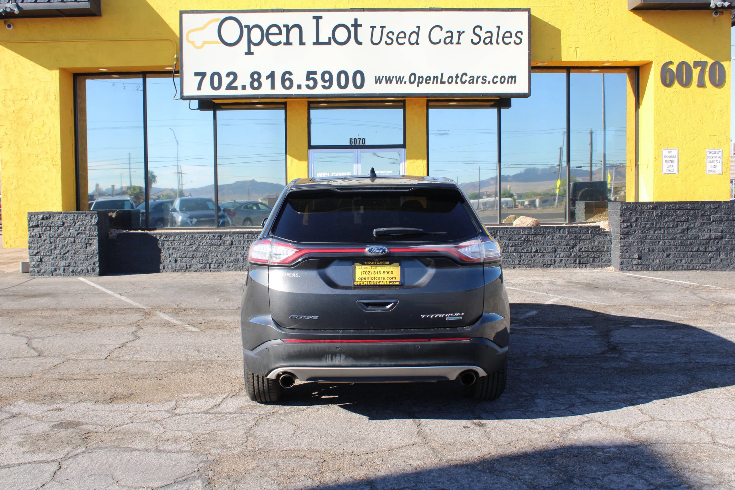 Used 2018 Ford Edge Titanium w/ Equipment Group 301A FWD image 6