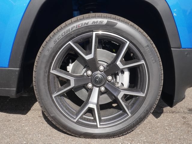 New 2026 Jeep Cherokee Overland AWD/4WD image 14