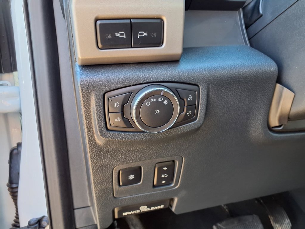 Certified 2022 Ford F250 Lariat w/ Tremor Off-Road Package AWD/4WD image 23