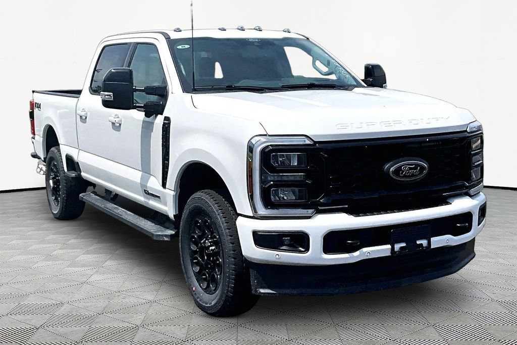 New 2026 Ford F250 Lariat w/ Black Appearance Package AWD/4WD image 1