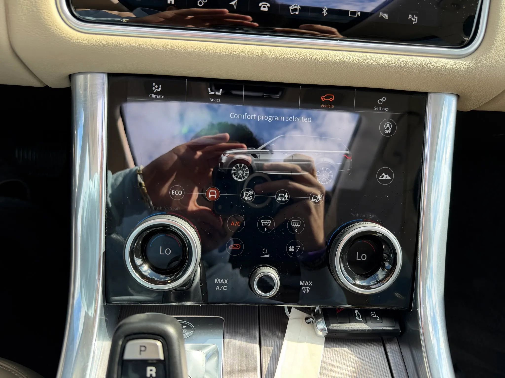 Used 2019 Land Rover Range Rover Sport HSE AWD/4WD image 19