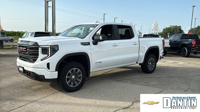 Used 2025 GMC Sierra 1500 AT4 AWD/4WD image 3