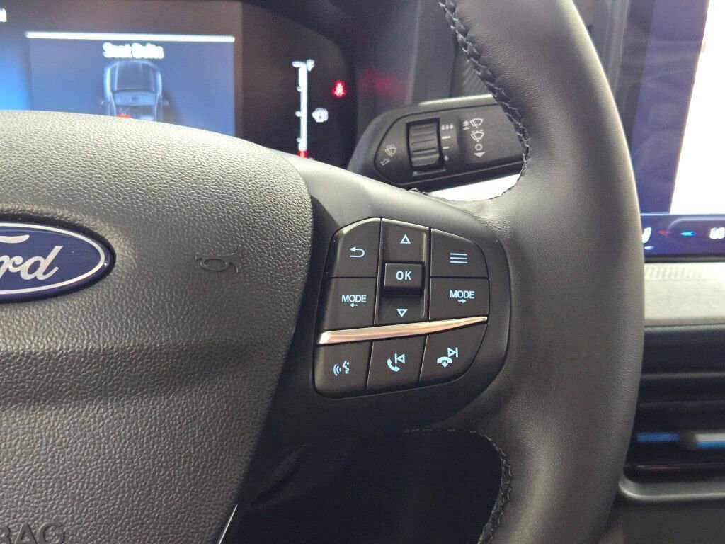 New 2025 Ford Maverick XLT w/ XLT Luxury Package image 33