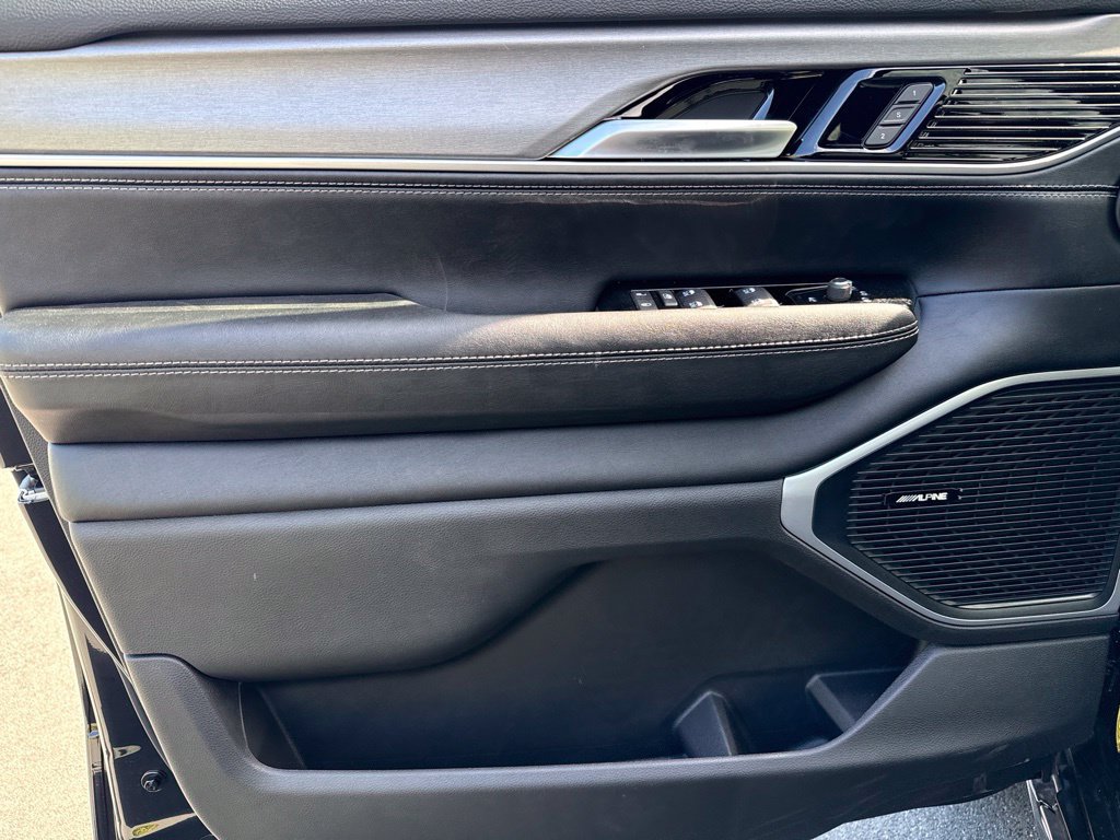 New 2026 Jeep Grand Wagoneer 4WD image 28