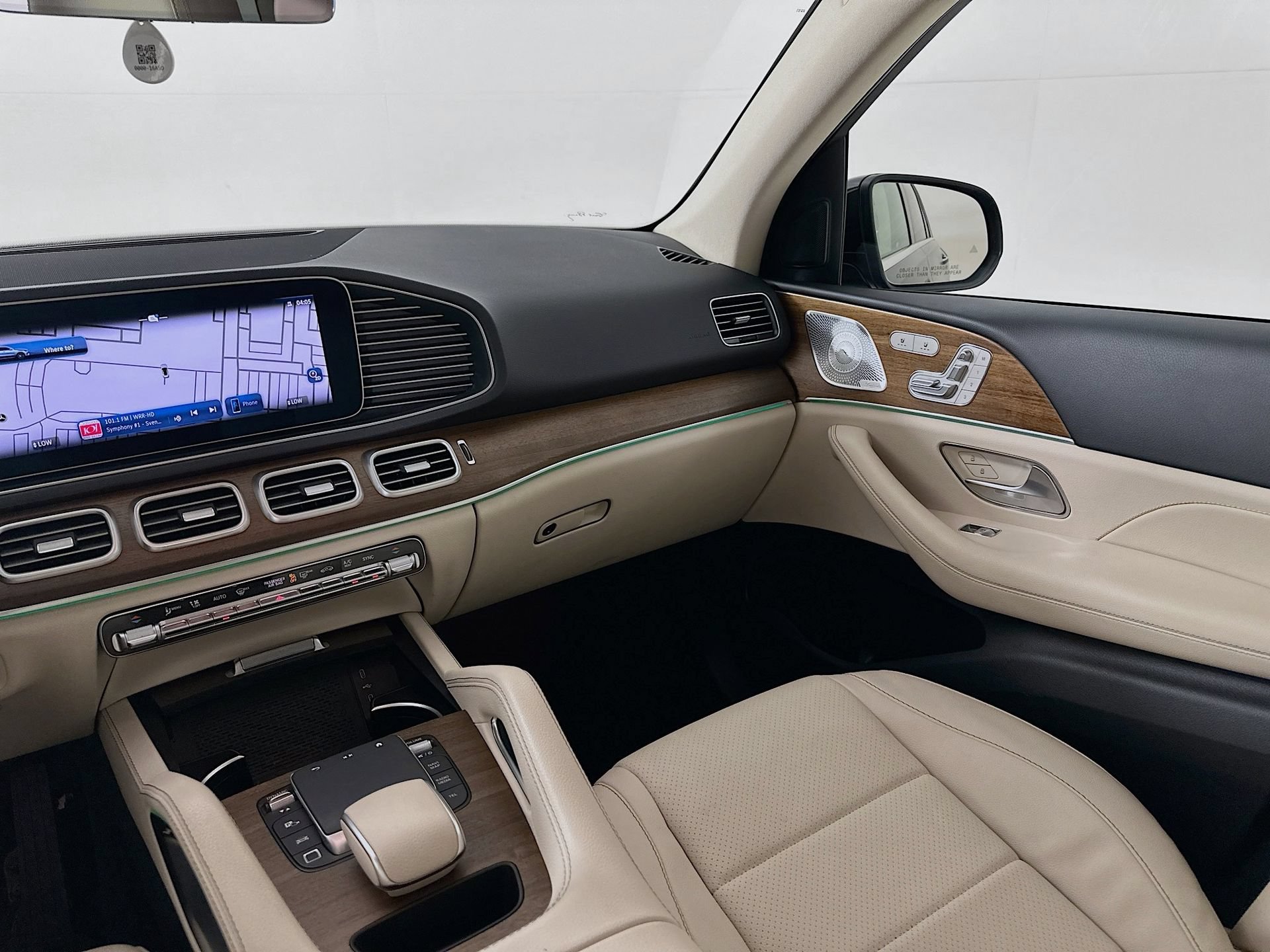 Certified 2025 Mercedes-Benz GLE 350 4MATIC image 26