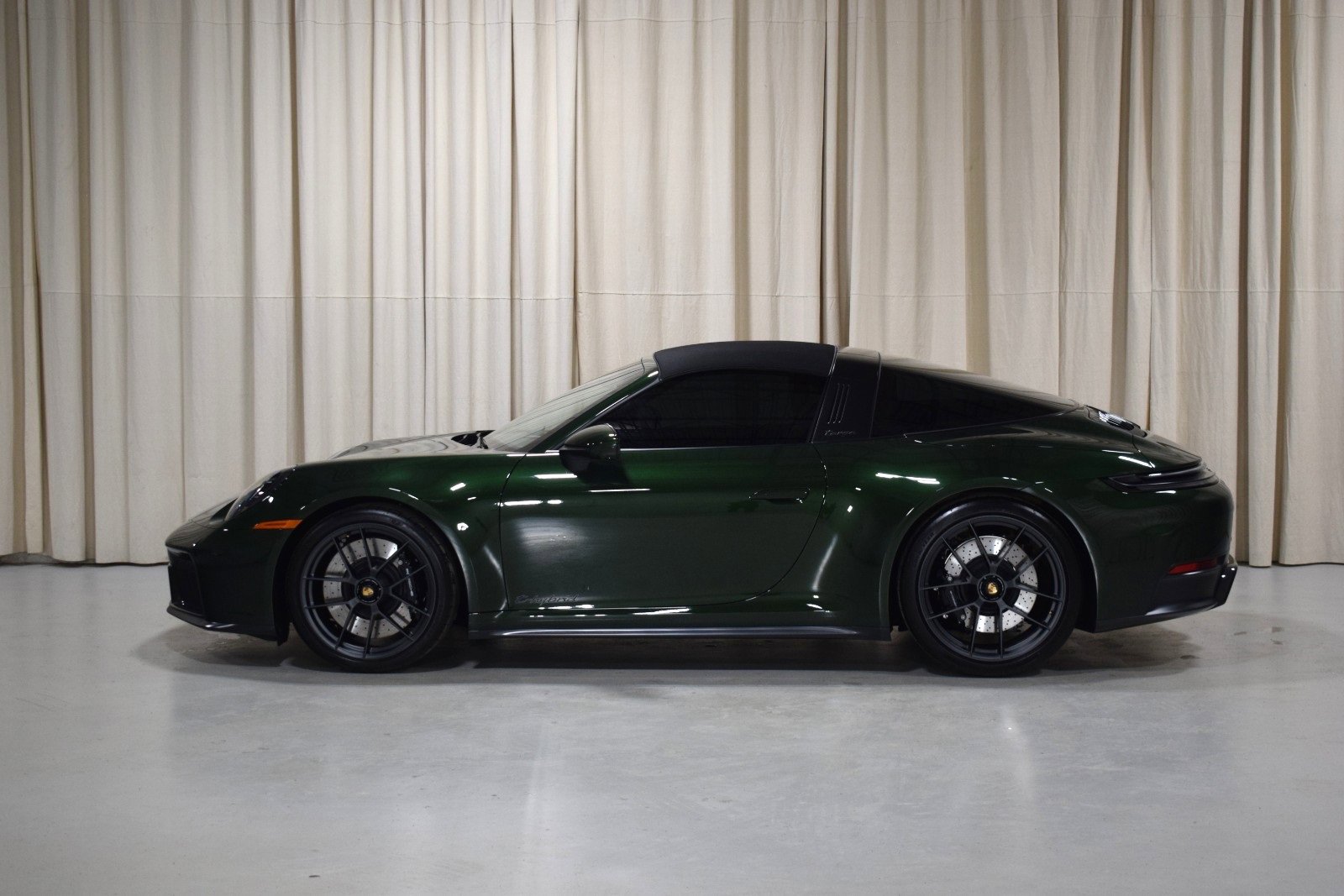 Used 2026 Porsche 911 Targa 4 GTS image 5