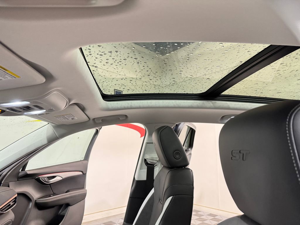 New 2026 Buick Envision Sport Touring AWD/4WD image 10