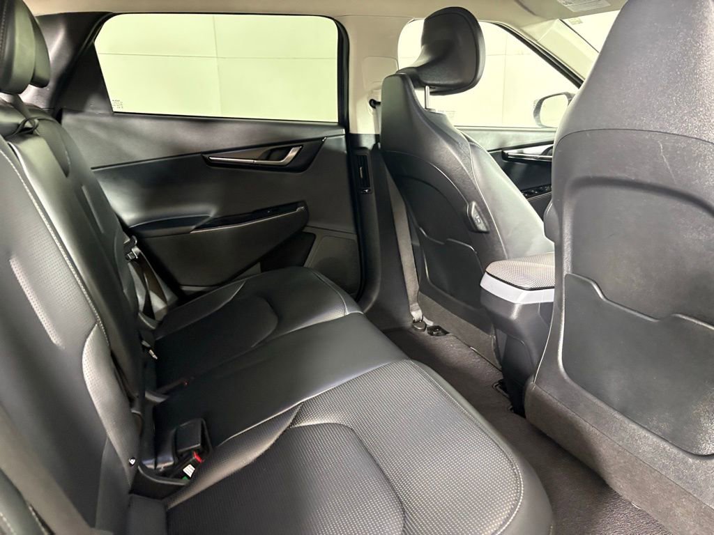 Used 2025 Kia EV6 Wind image 17