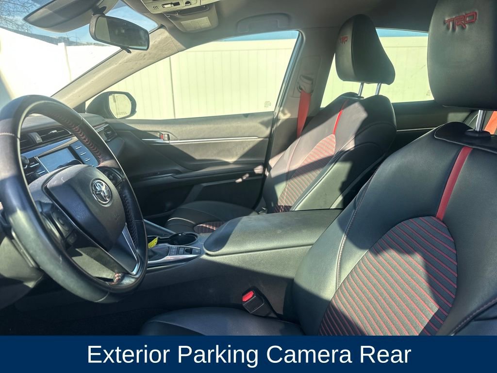Used 2020 Toyota Camry XSE image 9