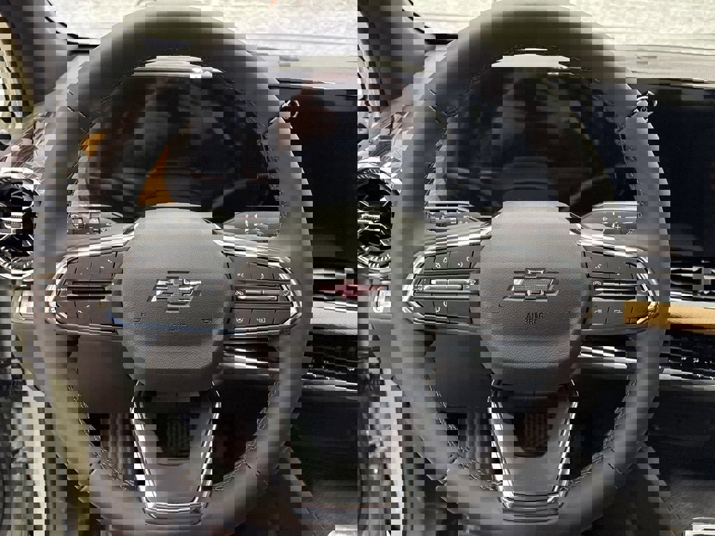 New 2026 Chevrolet Equinox ACTIV w/ Convenience Package III image 22