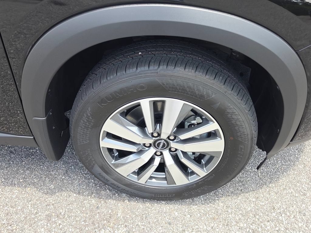 New 2026 Nissan Pathfinder SL FWD image 14