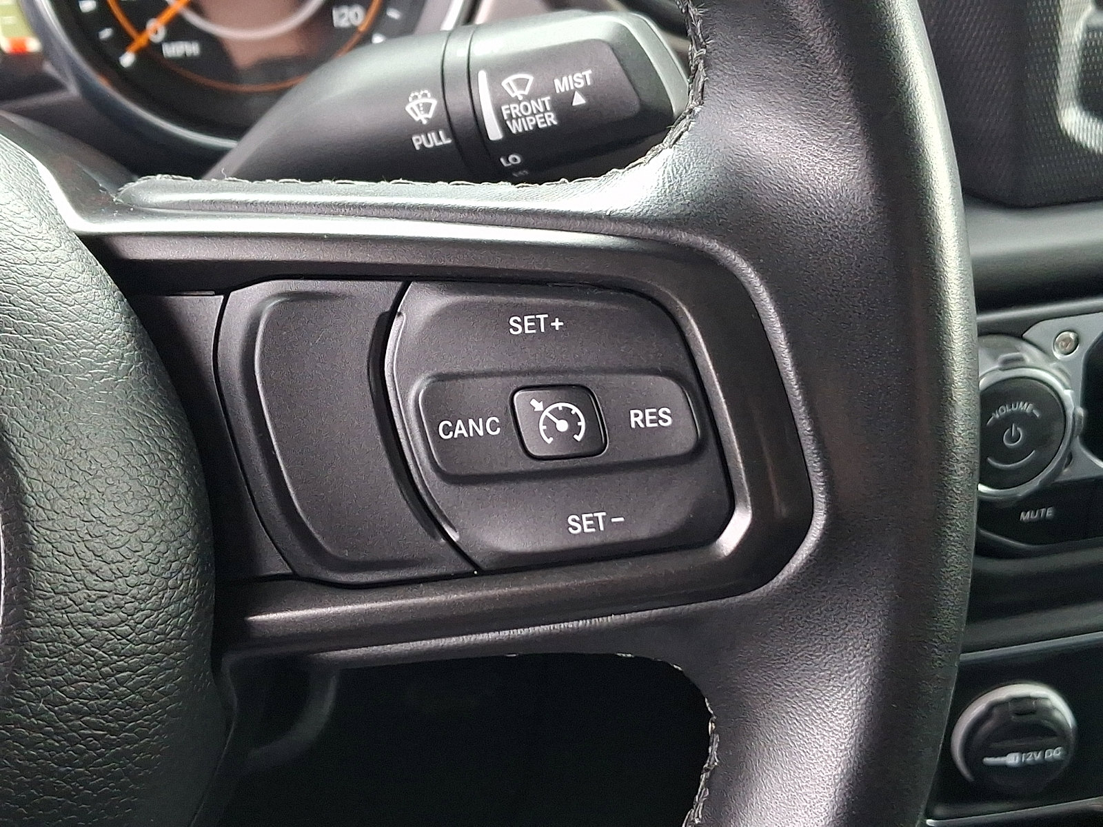 Used 2020 Jeep Gladiator Sport w/ Quick Order Package 24S image 21