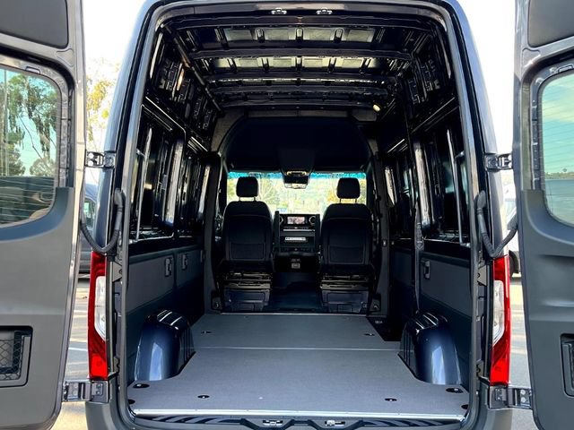 New 2024 Mercedes-Benz Sprinter 2500 image 21