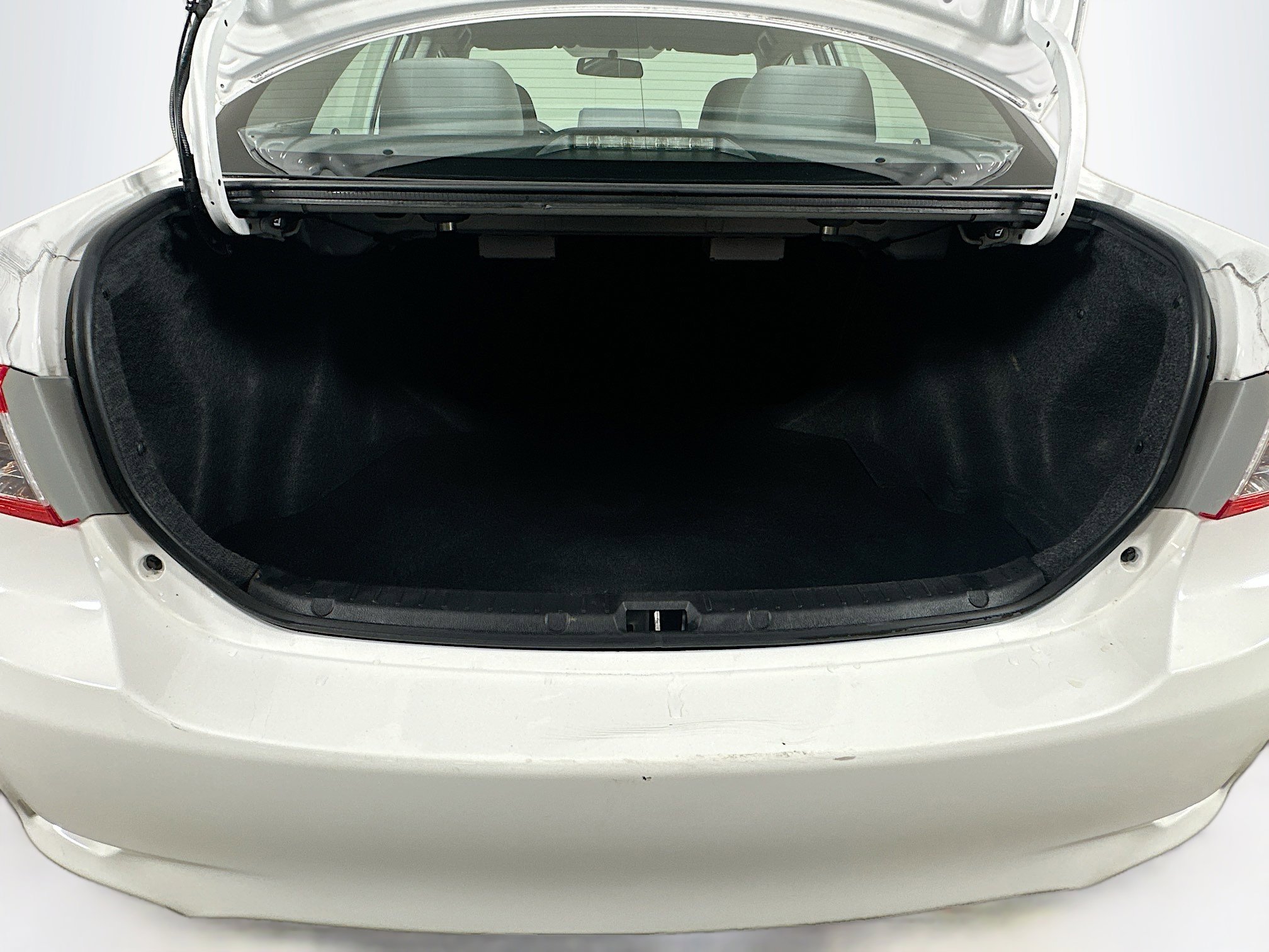 Used 2011 Toyota Corolla LE image 26