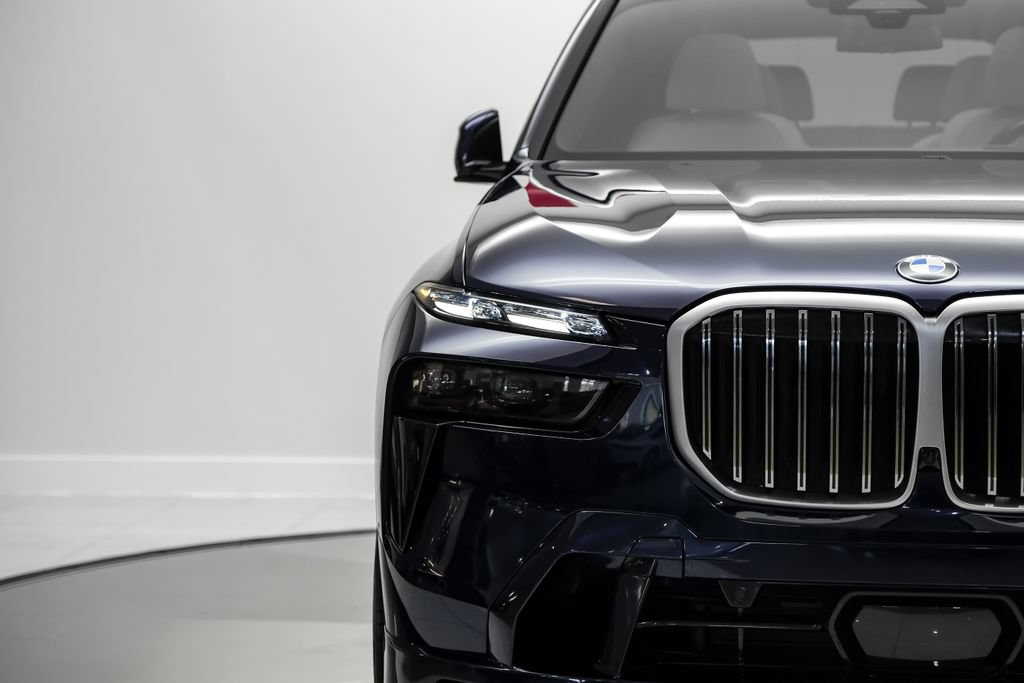 Used 2024 BMW ALPINA XB7 AWD/4WD image 46