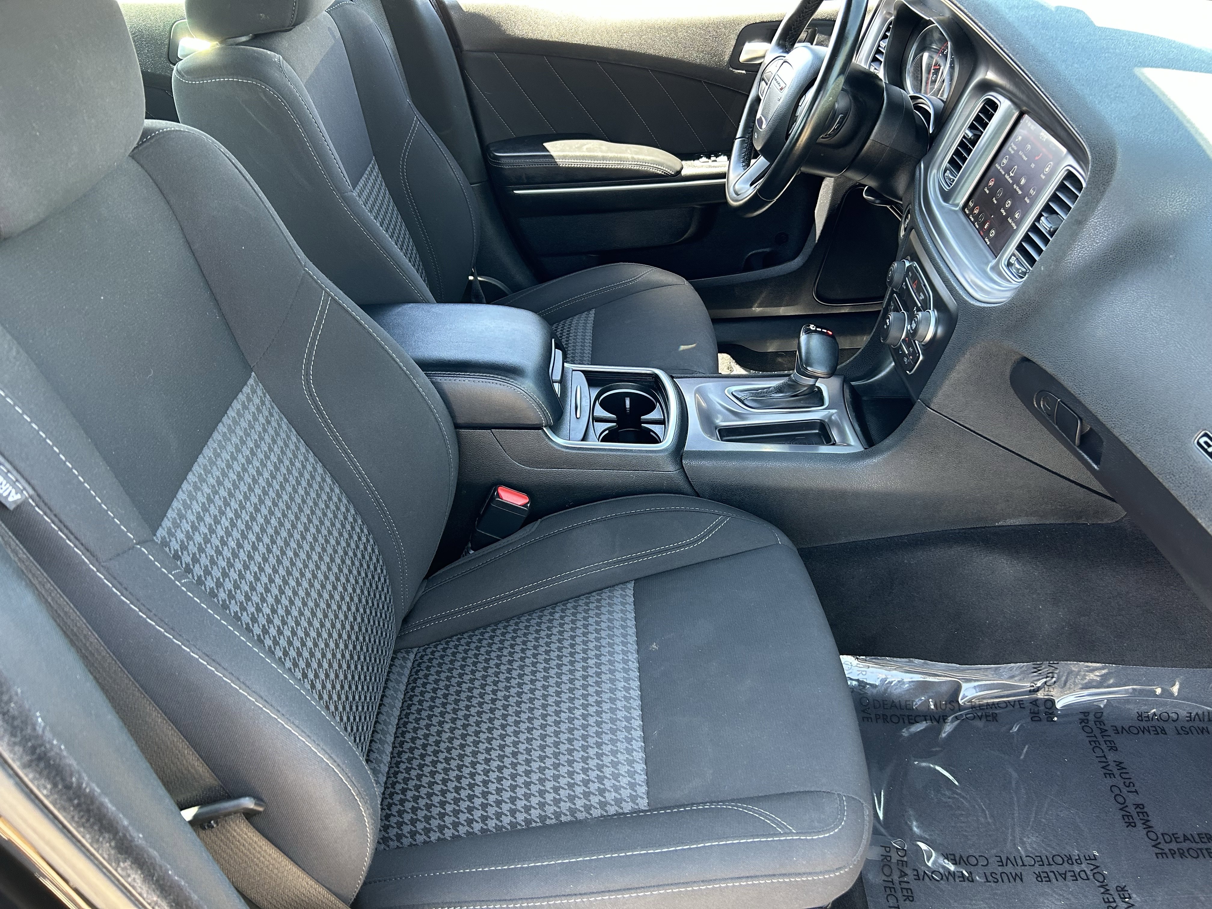 Used 2023 Dodge Charger SXT image 10