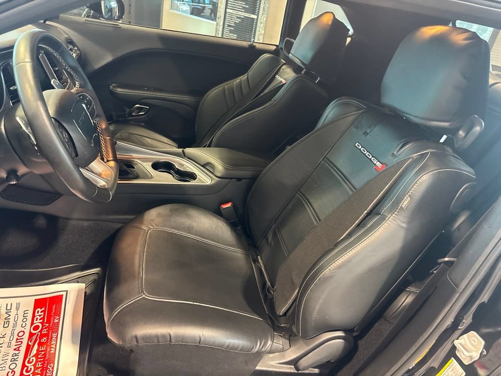 Used 2019 Dodge Challenger SRT Hellcat w/ Laguna Leather Package RWD image 10